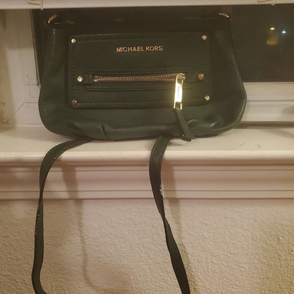 Michael Kors Purse - Picture 1 of 3